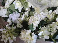300+ artificiële bloemen en groen - afbeelding 5 van  21