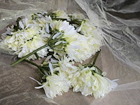 300+ artificiële bloemen en groen - afbeelding 8 van  21