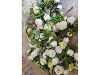 300+ artificiële bloemen en groen - afbeelding 17 van  21