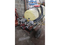 300 liter sproeier op hardi-trolley - afbeelding 1 van  8