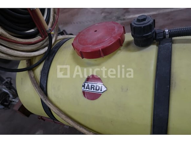 300-liter spuit op hardi-aanhanger - afbeelding 10 van  10