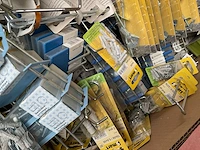 3000 diverse blisters bevestigingen - afbeelding 11 van  19
