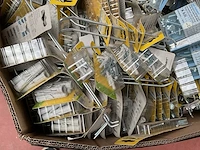 3000 diverse blisters bevestigingen - afbeelding 13 van  19