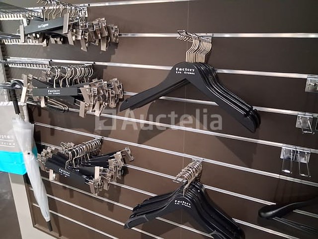 3000 diverse kledinghangers - afbeelding 2 van  2