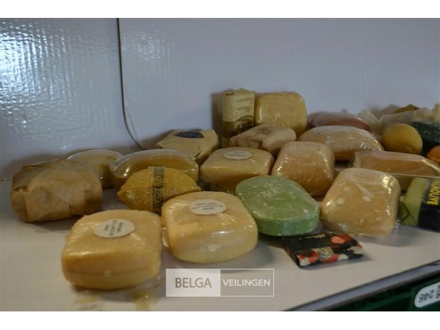±30st div soorten luxe zeep - afbeelding 2 van  5