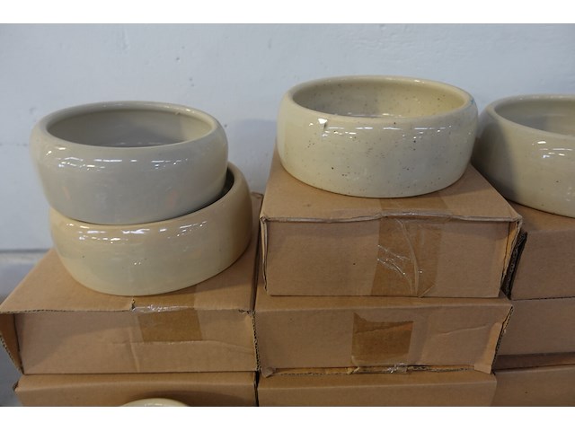 30x diverse drink/voederbakjes - afbeelding 2 van  5