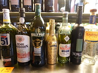 30x diverse flessen sterke drank - afbeelding 2 van  5