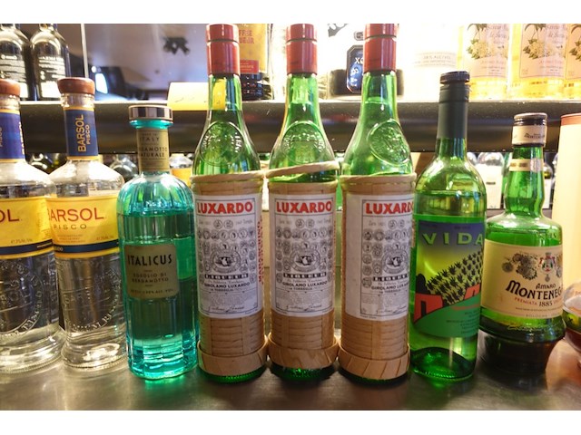 30x diverse flessen sterke drank - afbeelding 3 van  5