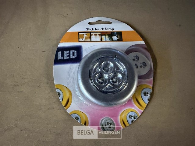 ± 30x led druklamp - afbeelding 1 van  3