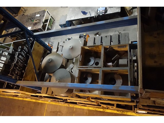 30x pallet metalen onderdelen - afbeelding 6 van  31