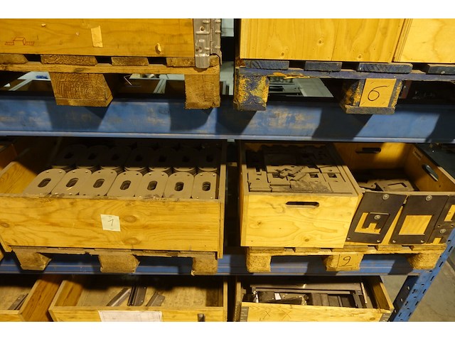 30x pallet metalen onderdelen - afbeelding 16 van  31