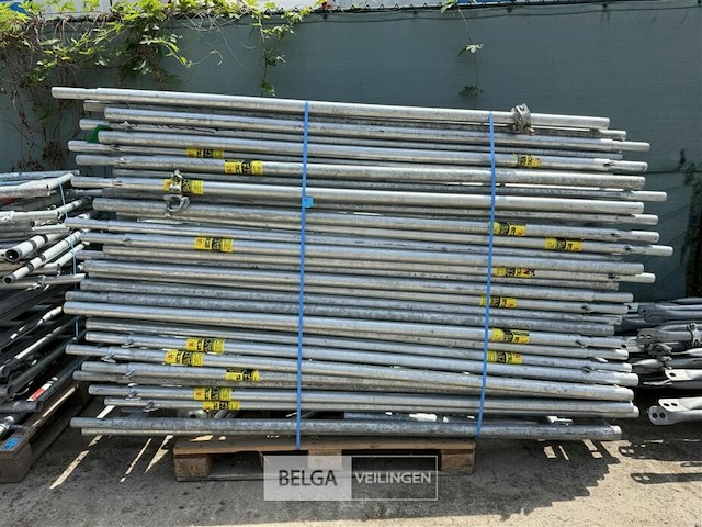 ± 31 steigers galva - afbeelding 1 van  3