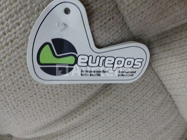 3+1 zitplaats bank met salontafel - afbeelding 1 van  8