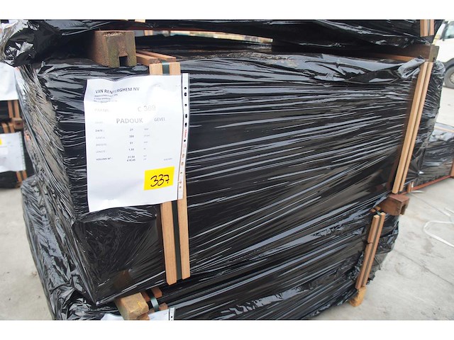 31,54 m² padouk gevelbekleding - afbeelding 4 van  5