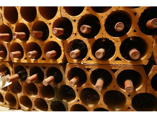 31x 75cl chateau camon 1988 - afbeelding 5 van  6