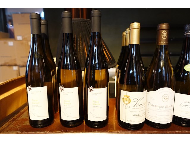 31x fles diverse witte wijnen - afbeelding 2 van  7