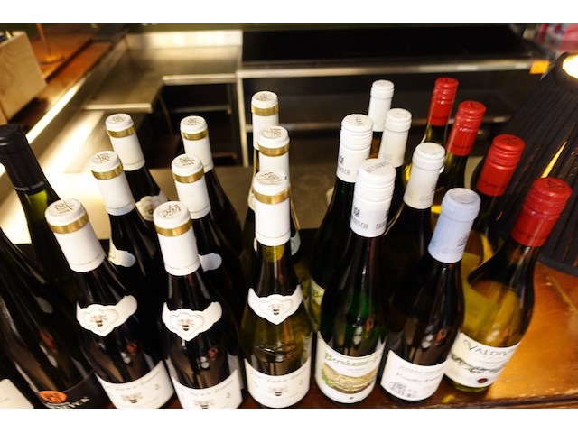 31x fles diverse witte wijnen - afbeelding 7 van  7