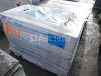 32 betonnen tegels 60x60x4,4 cm marlux confort medium grijs - afbeelding 1 van  4