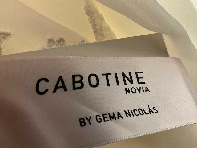 32 bruidsjurken cabotine (totaalprijs) - afbeelding 40 van  65