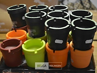 ±32 div soorten asbakken - afbeelding 2 van  3