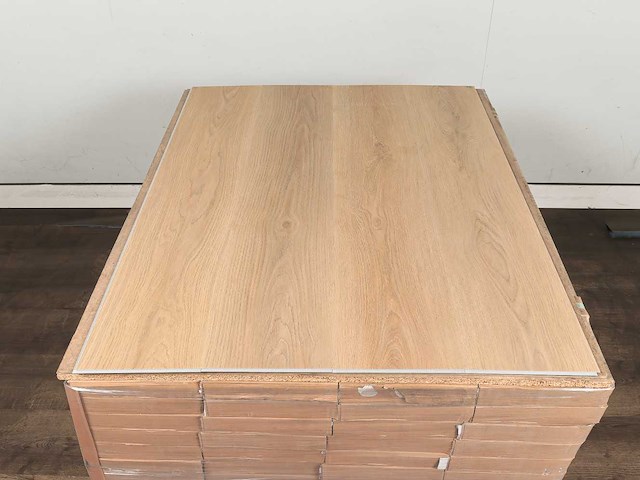 32 m2 pvc spc click plank met xps onderlaag - 1220 x 228 x 4+1 mm - afbeelding 3 van  4