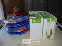 ±32 pakjes houten mesjes en 5 set borden - afbeelding 1 van  3