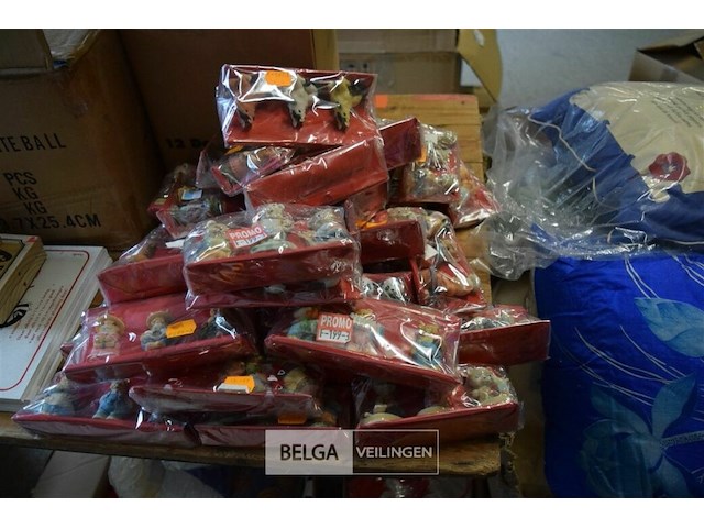 ±32 setjes div mini beeldjes - afbeelding 8 van  8