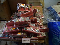 ±32 setjes div mini beeldjes - afbeelding 8 van  8