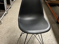 32 stoelen + 4 karren - afbeelding 2 van  9