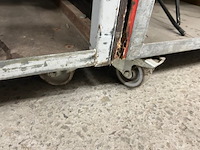 32 stoelen + 4 karren - afbeelding 9 van  9