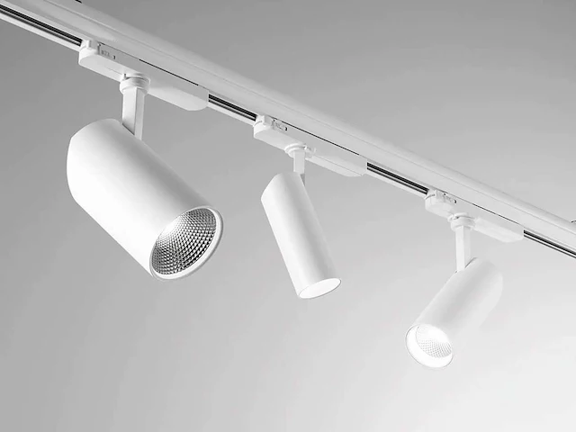 32 x intec led action 20 watt - afbeelding 1 van  8