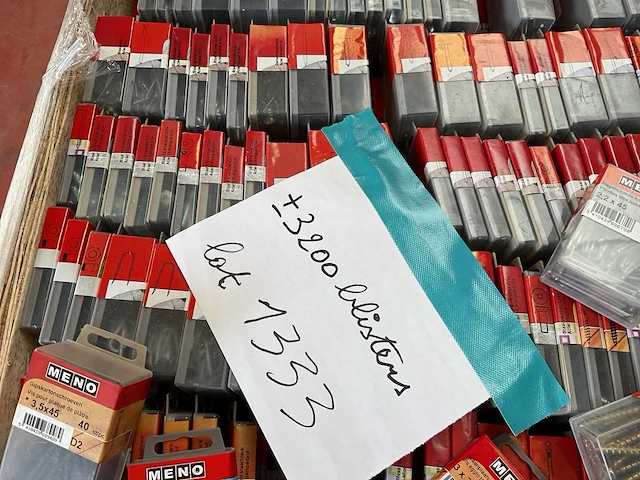 3200 blisters bevestigingen - afbeelding 7 van  19