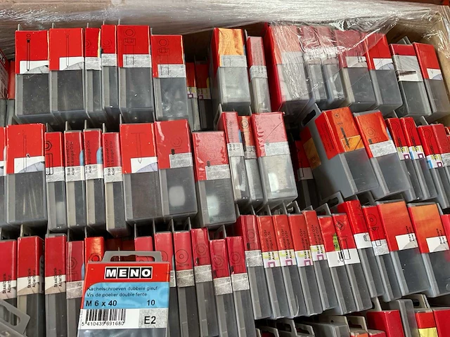 3200 blisters bevestigingen - afbeelding 9 van  19
