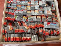 3200 blisters bevestigingen - afbeelding 12 van  19