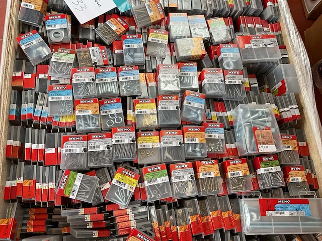 3200 blisters bevestigingen - afbeelding 13 van  19