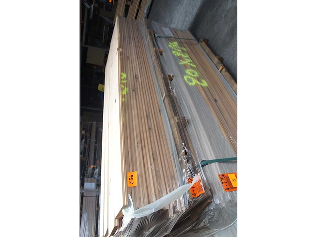 32,03 m² halfhout 20mm - afbeelding 2 van  5