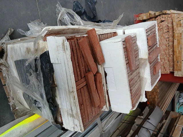 (322x) steenstrips - afbeelding 2 van  2