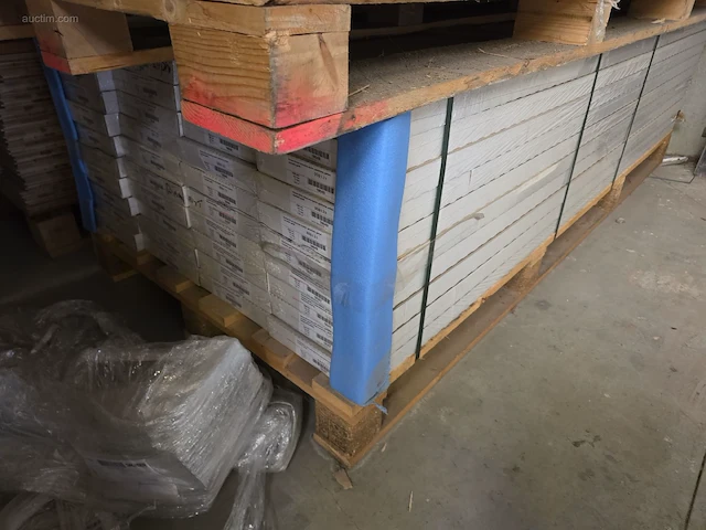 326m2 326 diverse parket vloeren - afbeelding 3 van  12