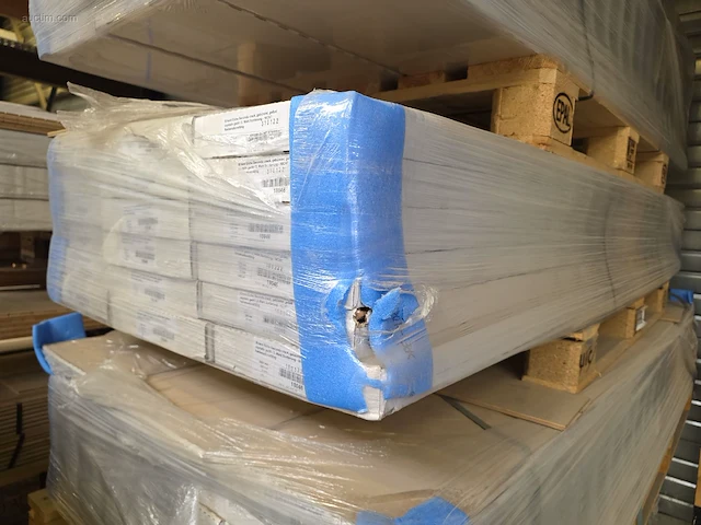 326m2 326 diverse parket vloeren - afbeelding 8 van  12