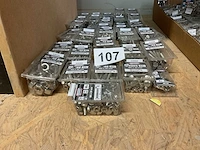 33 dozen inox bevestigingen - afbeelding 4 van  9