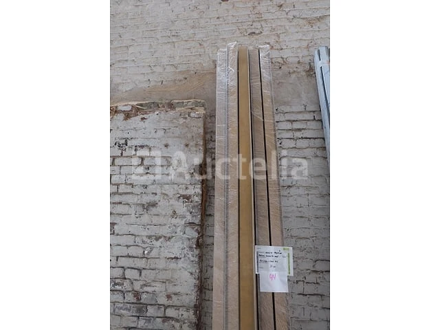 33 neolife gelakte aluminium hoekprofielen - afbeelding 1 van  5