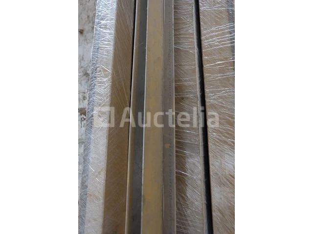 33 neolife gelakte aluminium hoekprofielen - afbeelding 5 van  5