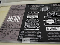 ±33 plastieken onderleggers ±43x28cm - afbeelding 2 van  3