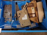 33 sloten - afbeelding 1 van  1