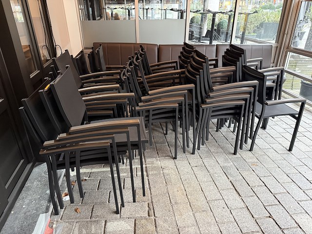 33 terrasstoelen - afbeelding 1 van  4