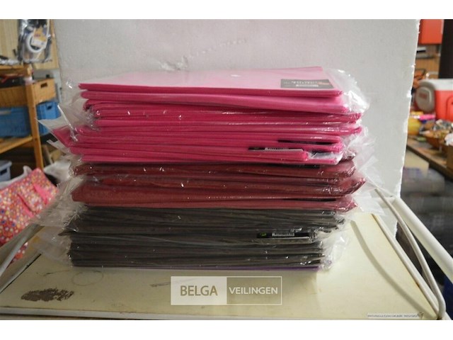 ±33 x20st papieren onderleggers div. kleuren 39,5x31 cm - afbeelding 1 van  2