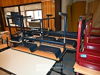 ± 33x schoolbanken - afbeelding 6 van  6