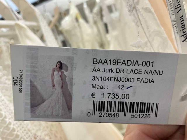 34 bruidsjurken rosa clara adriana alier (totaalprijs) - afbeelding 42 van  58