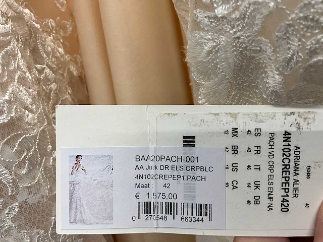 34 bruidsjurken rosa clara adriana alier (totaalprijs) - afbeelding 43 van  58