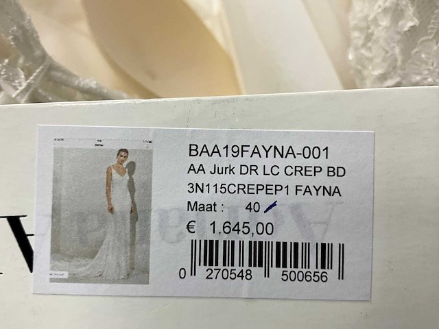 34 bruidsjurken rosa clara adriana alier (totaalprijs) - afbeelding 50 van  58